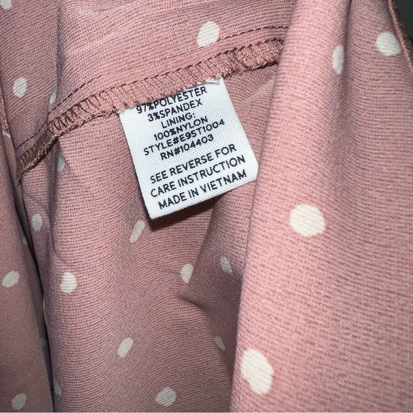 NWT sz med Escape by Blu Pepper silky strappy tank blouse polka dot lace - Picture 5 of 5